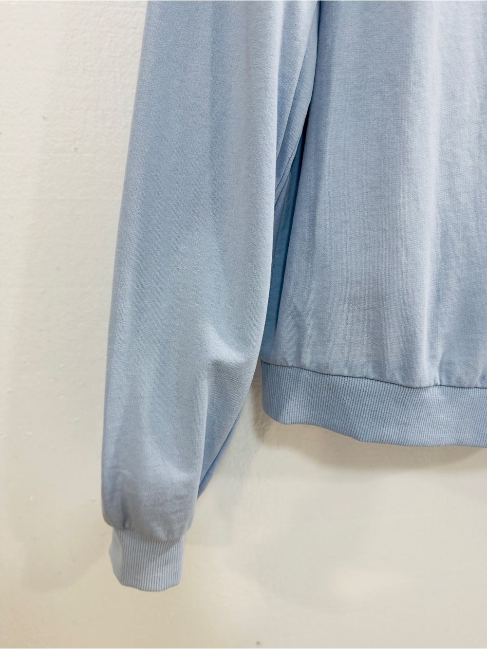 KOAJ Light Blue Crewneck Sweatshirt Embroidered Graphic Pullover XL Casual Cozy - Picture 5 of 9
